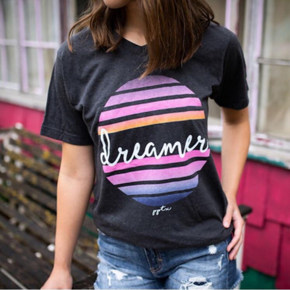 Dreamer Graphic Tee 🌈